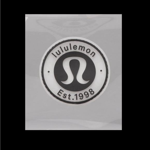 NEW 🖤LULULEMON CLEAR BELT BAG 1L LOGO - Picture 4 of 9